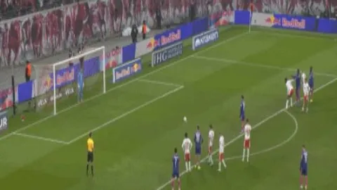 中央划拨3.84亿党费，元旦春节慰问困难党员与退休干部